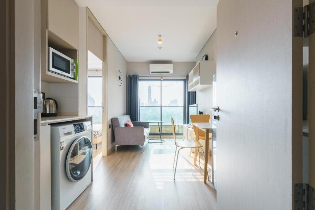 Hotel Lumpini 4*